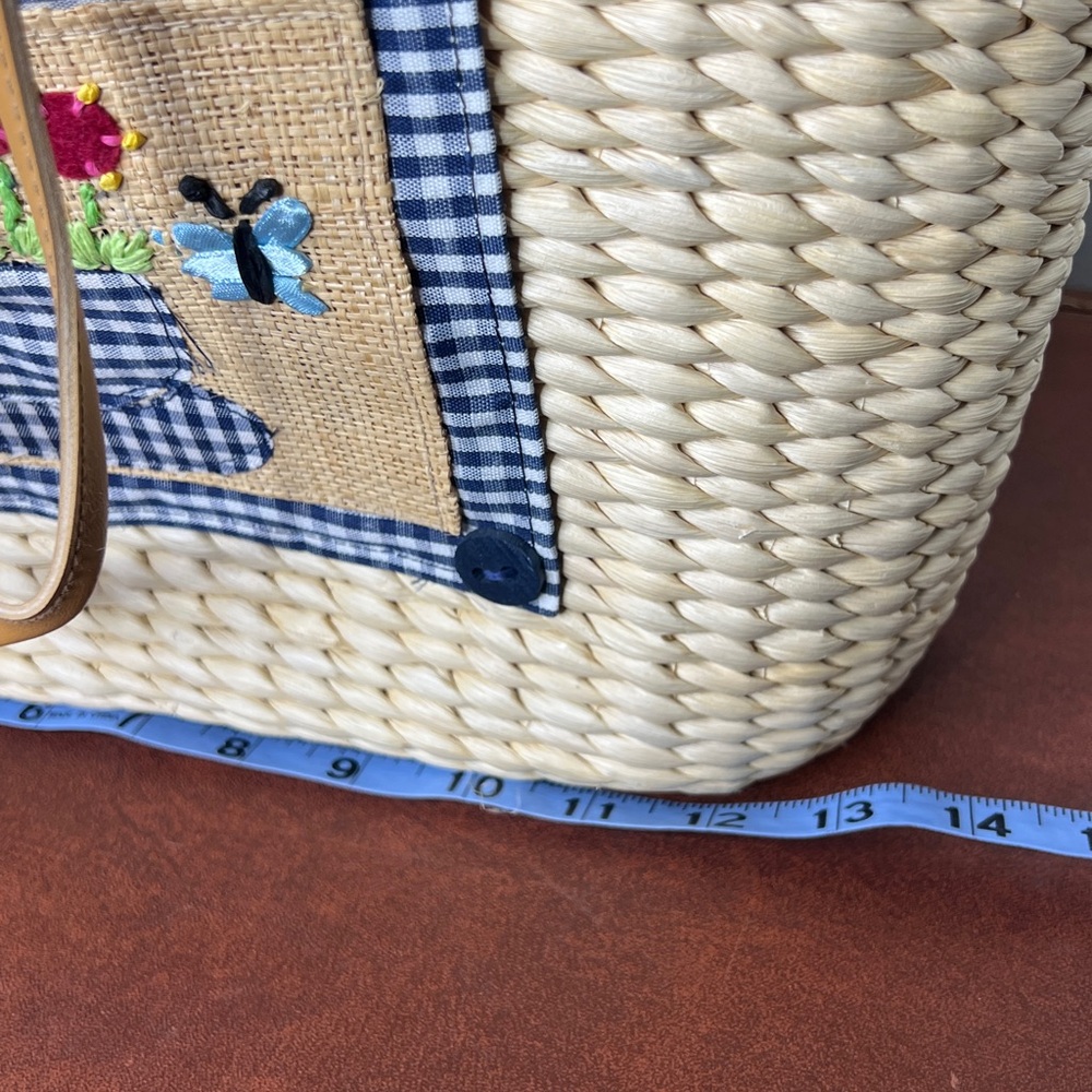 - Breckinridge Wicker Purse - Picture 10 of 12